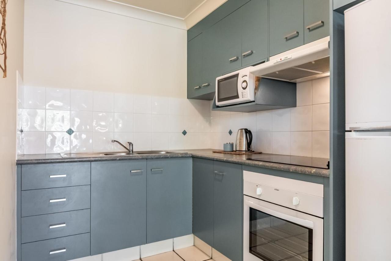 Beaches Apartments خليج بيرون المظهر الخارجي الصورة