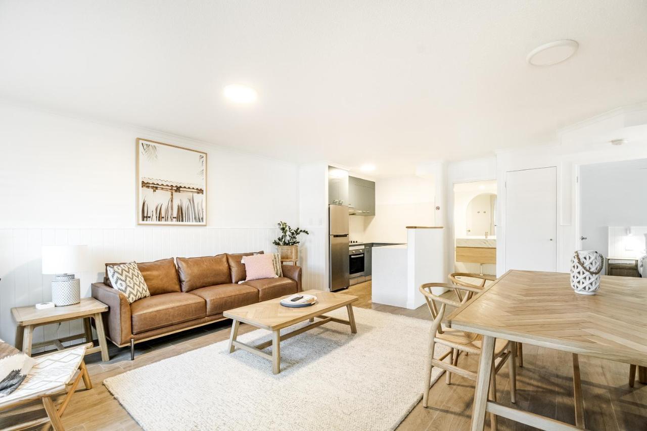 Beaches Apartments خليج بيرون المظهر الخارجي الصورة