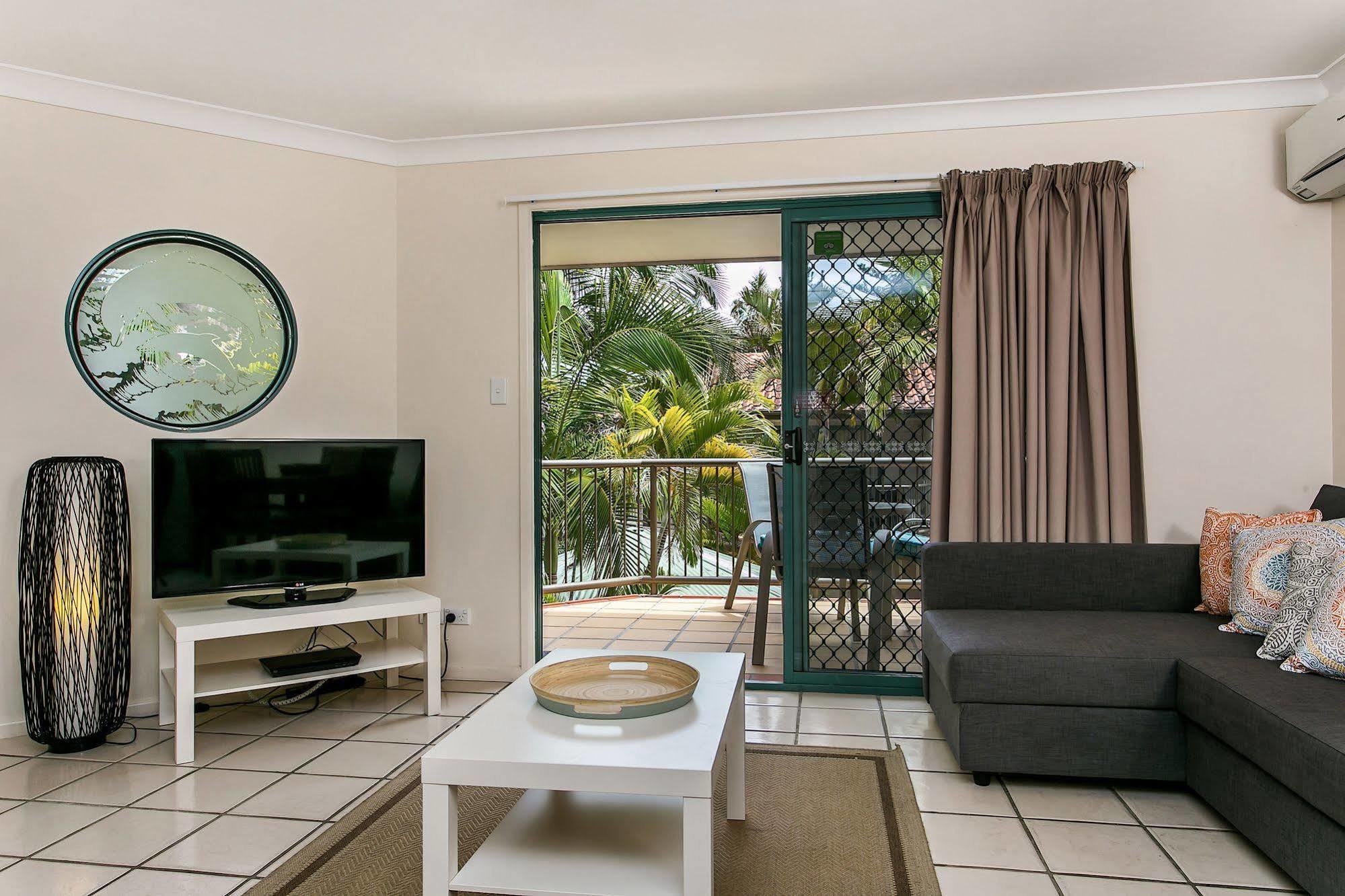 Beaches Apartments خليج بيرون المظهر الخارجي الصورة